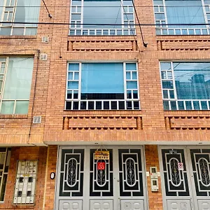 Cerca Al Aeropuerto El Dorado Habitación en casa particular
